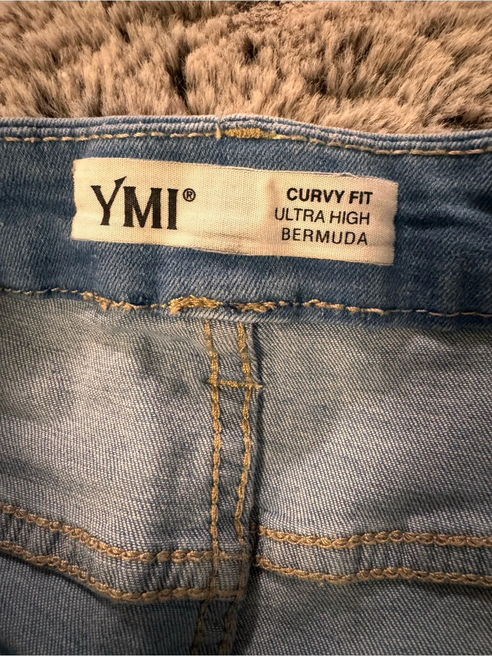 YMI Curvy & Lift Bermuda Shorts - Picture 2 of 3